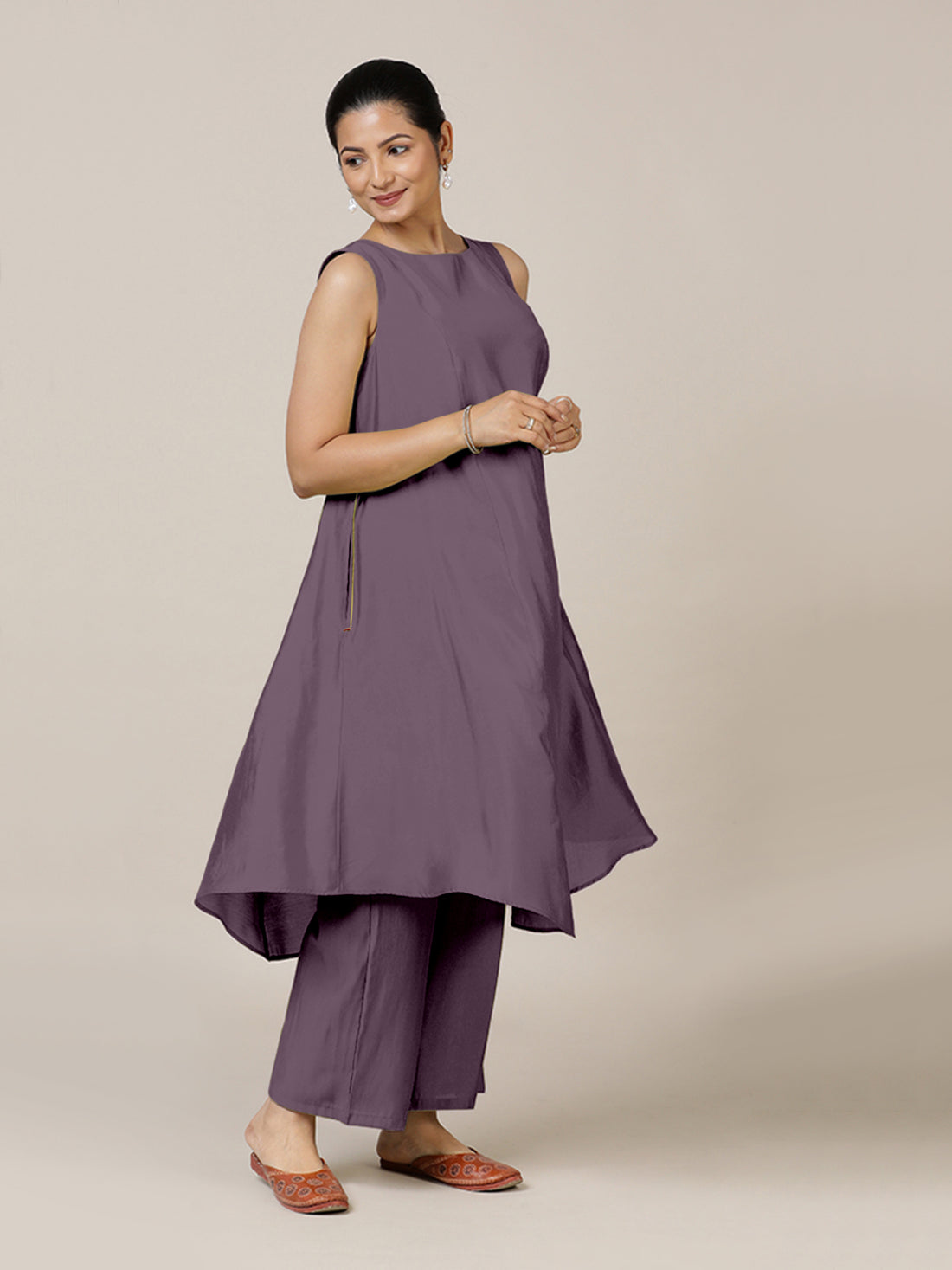 Anoki x Rozaana Kurta, in Purple Viscose, featuring sleeveless and boat neckline, made for daily & work (view 7).