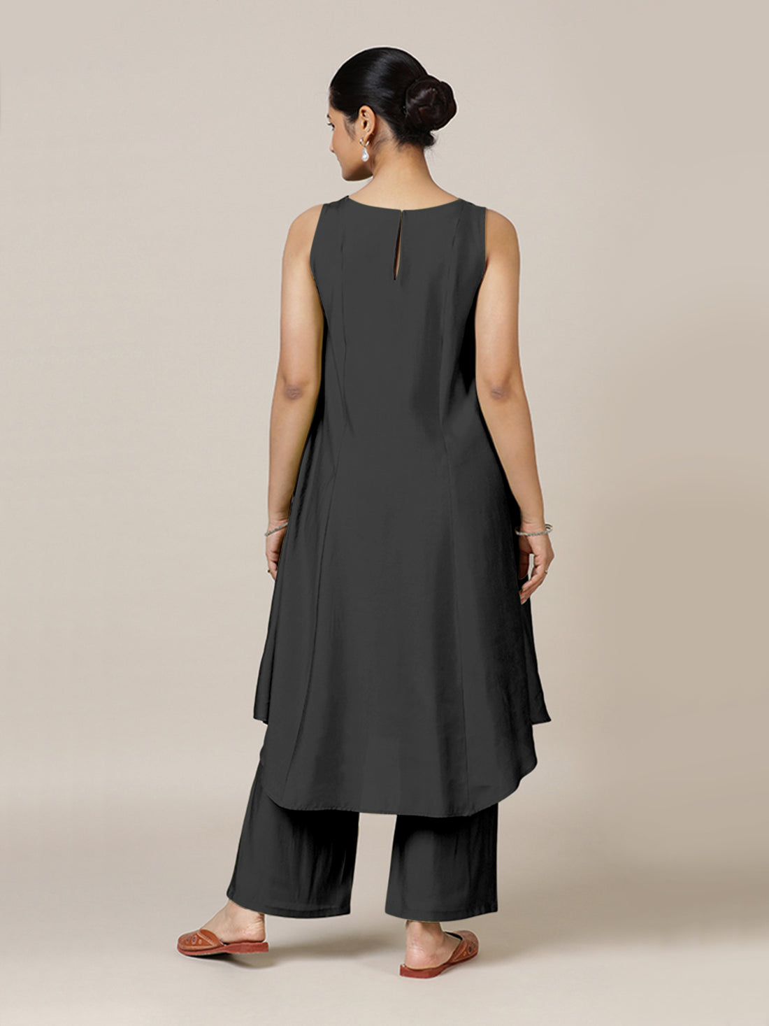 Anoki x Rozaana Kurta, in Black Viscose, featuring sleeveless and boat neckline, made for daily & work (view 2).