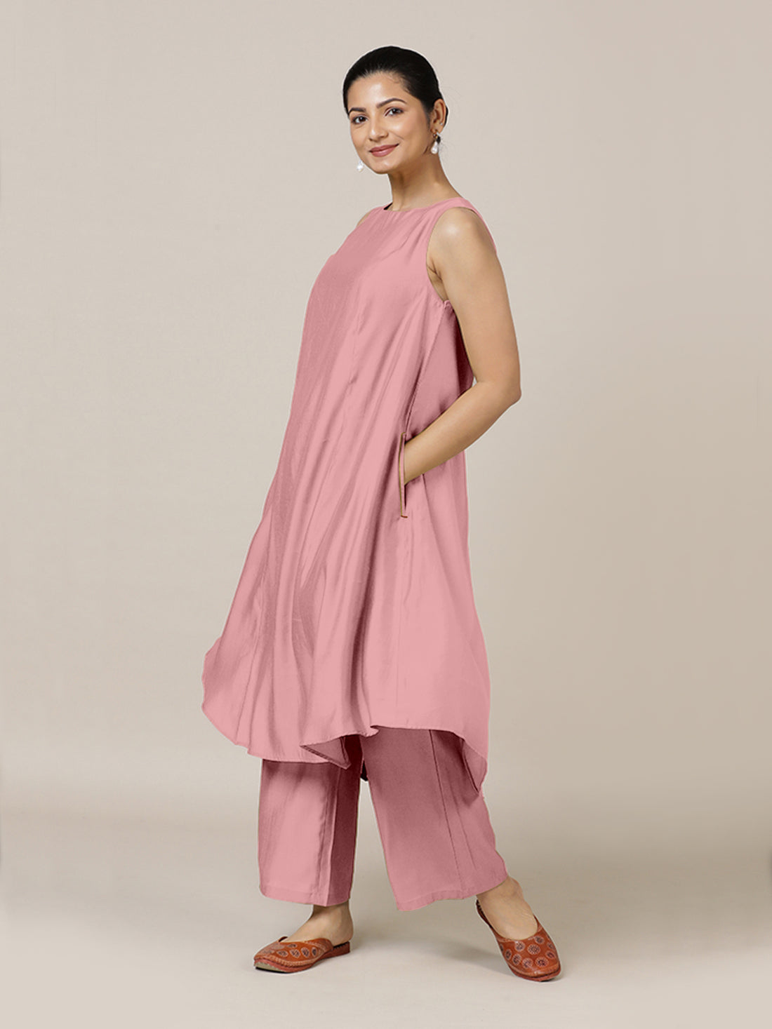 Anoki x Rozaana Kurta, in Pink Viscose, featuring sleeveless and boat neckline, made for daily & work.