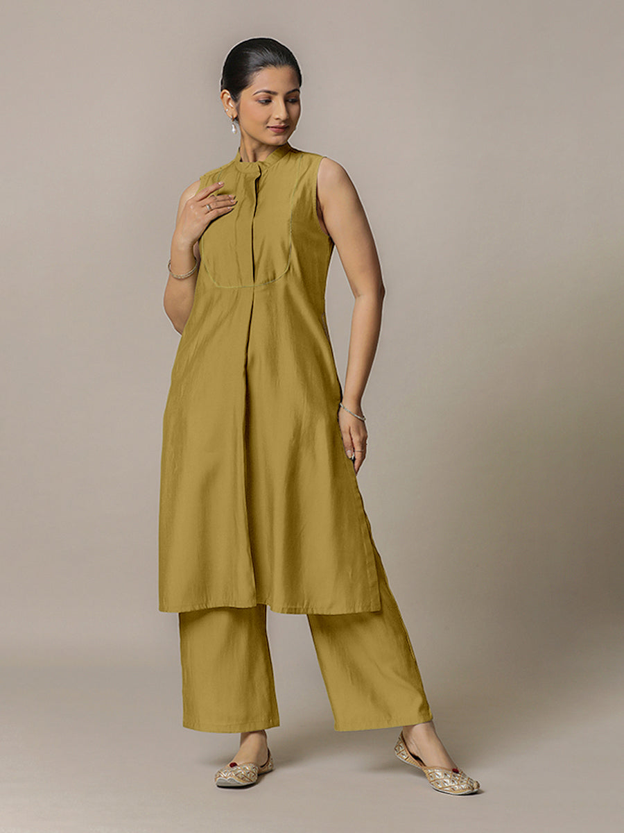 Eira x Rozaana Kurta, in Yellow Viscose, featuring sleeveless and band collar neckline, made for daily & work (view 6).