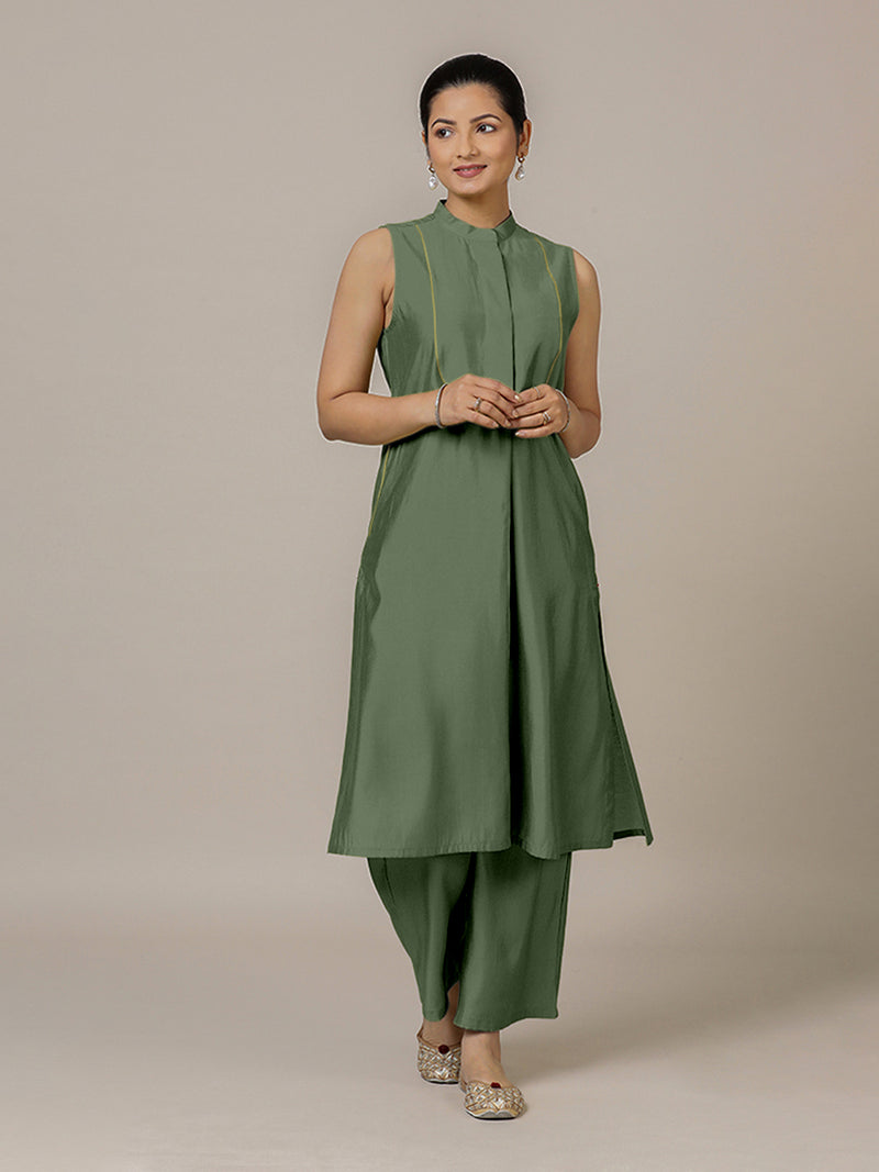 Eira x Rozaana | A Line Kurta w/ Mandarin Collar in Hunter Green | Coords or Only Kurta-Binks