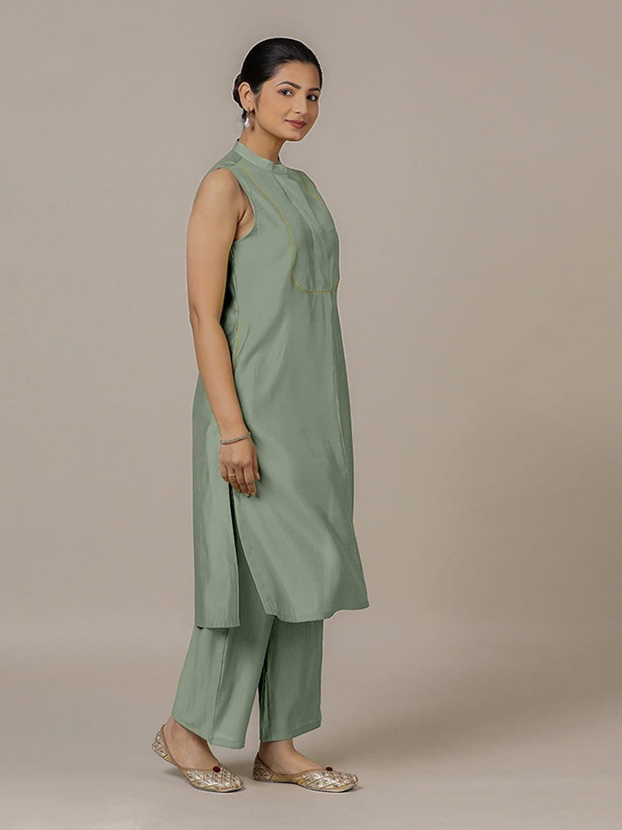 Eira x Rozaana Kurta, in Green Viscose, featuring sleeveless and band collar neckline, made for daily & work (view 7).