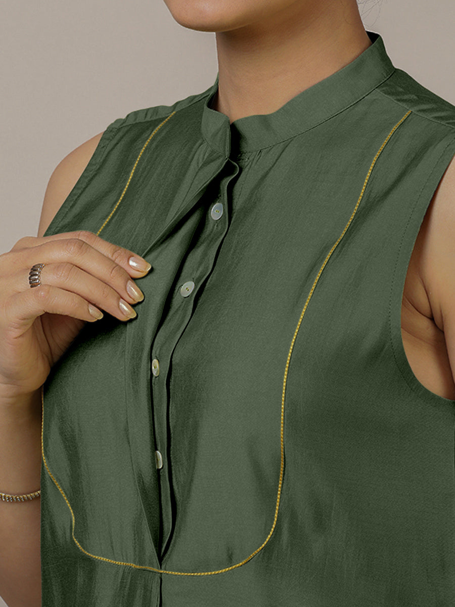 Eira x Rozaana Kurta, in Green Viscose, featuring sleeveless and band collar neckline, made for daily & work (view 4).