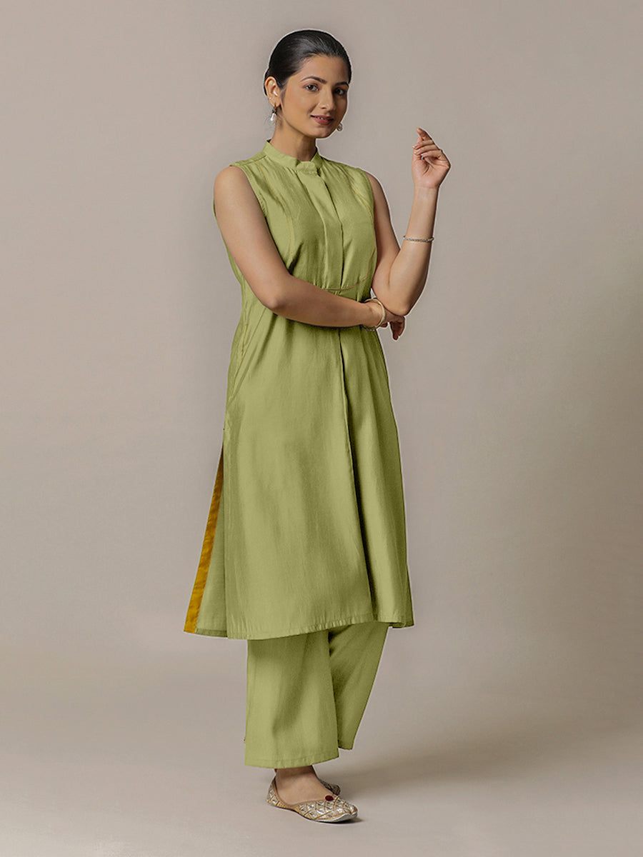 Eira x Rozaana Kurta, in Green Viscose, featuring sleeveless and band collar neckline, made for daily & work (view 8).