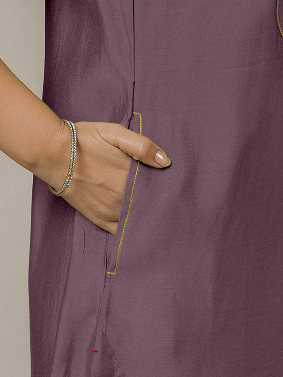 Eira x Rozaana Kurta, in Purple Viscose, featuring sleeveless and band collar neckline, made for daily & work (view 5).