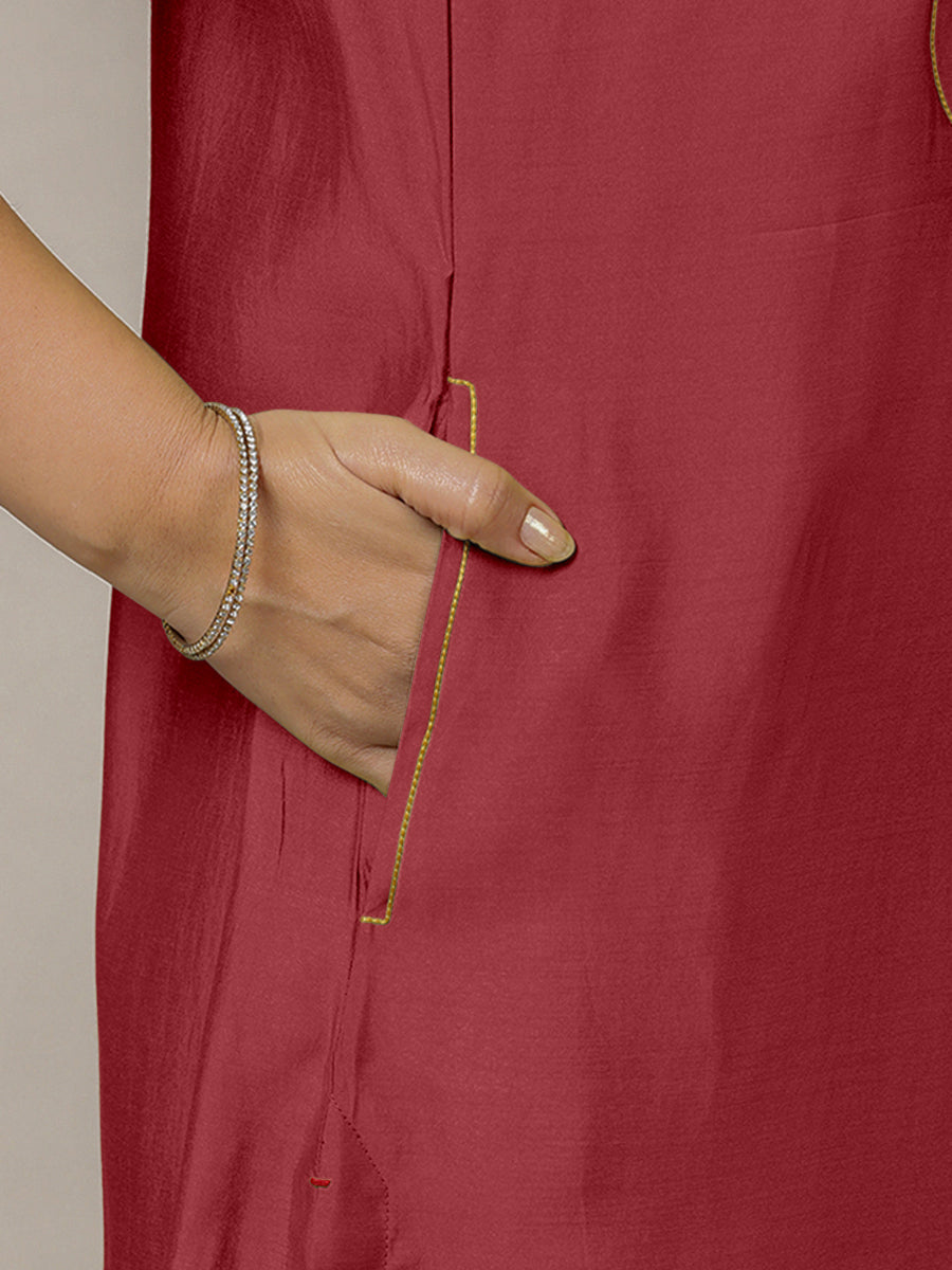 Eira x Rozaana Kurta, in Red Viscose, featuring sleeveless and band collar neckline, made for daily & work (view 5).
