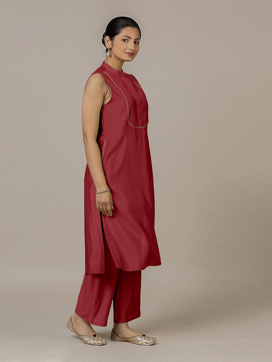 Eira x Rozaana Kurta, in Red Viscose, featuring sleeveless and band collar neckline, made for daily & work (view 7).
