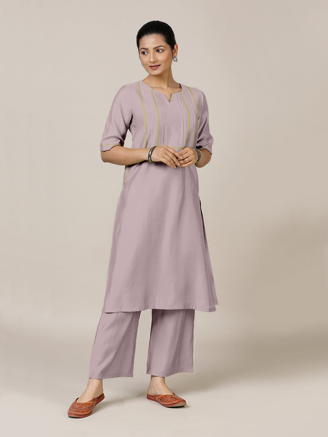 Esha x Rozaana Kurta, in Purple Viscose, featuring elbow sleeves and round neck with splitline, made for daily & work (view 6).