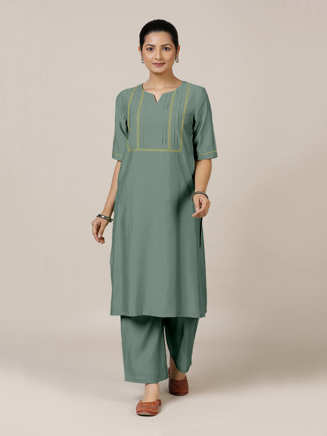 Esha x Rozaana Kurta, in Green Viscose, featuring elbow sleeves and round neck with splitline, made for daily & work (view 6).