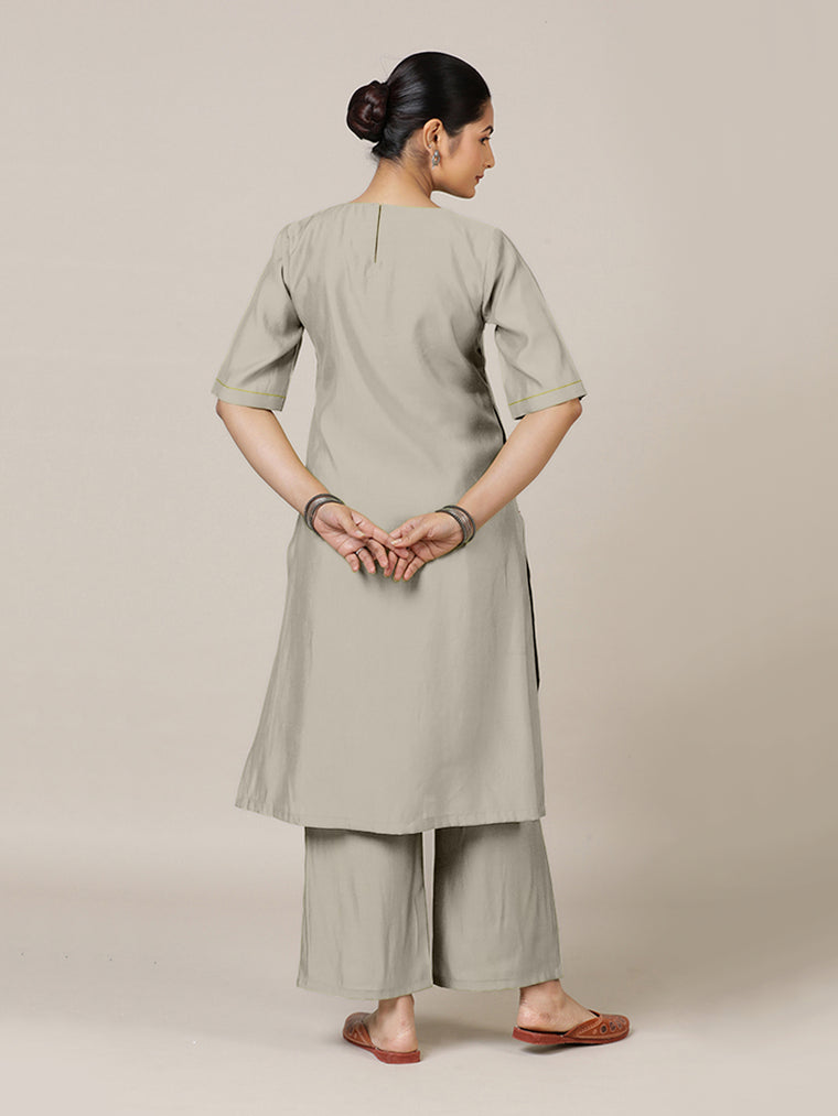 Esha x Rozaana Kurta, in Grey Viscose, featuring elbow sleeves and round neck with splitline, made for daily & work (view 2).