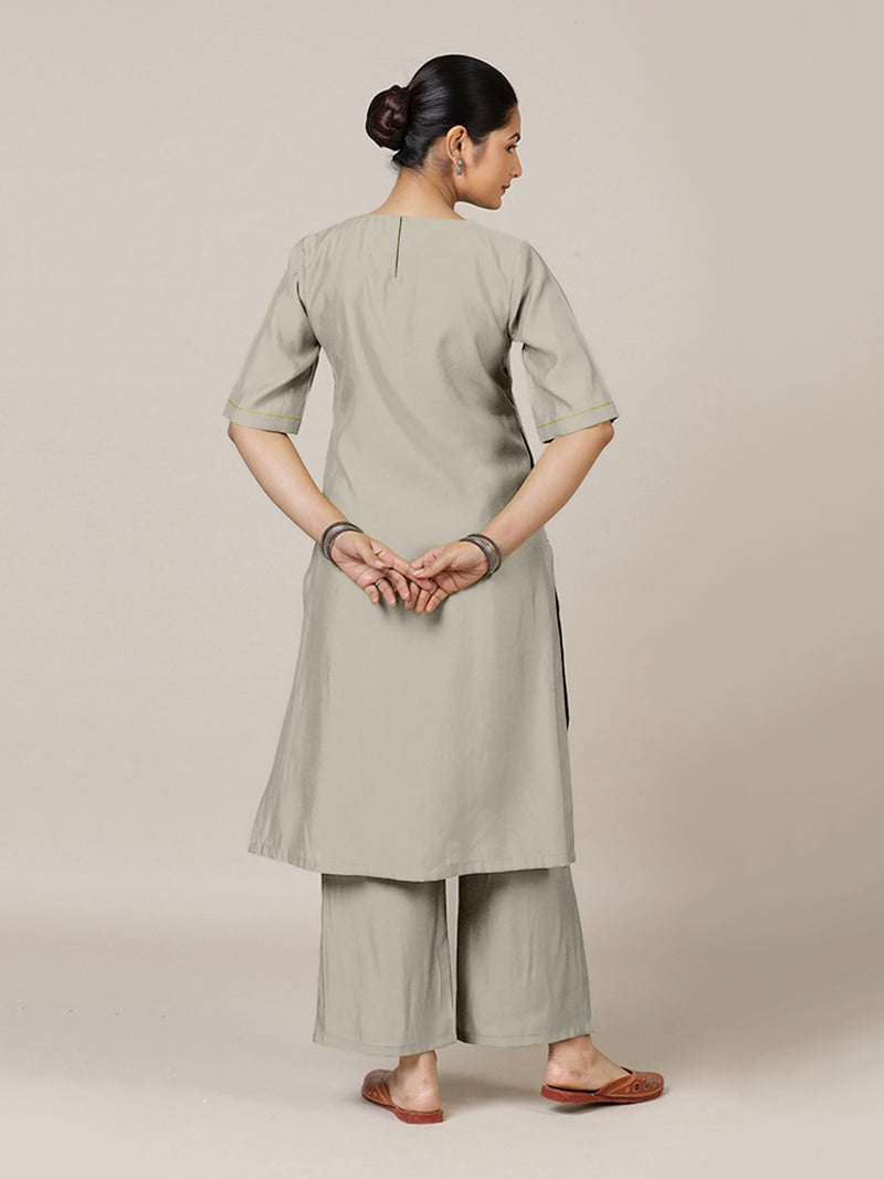 Esha x Rozaana Kurta, in Grey Viscose, featuring elbow sleeves and round neck with splitline, made for daily & work (view 2).