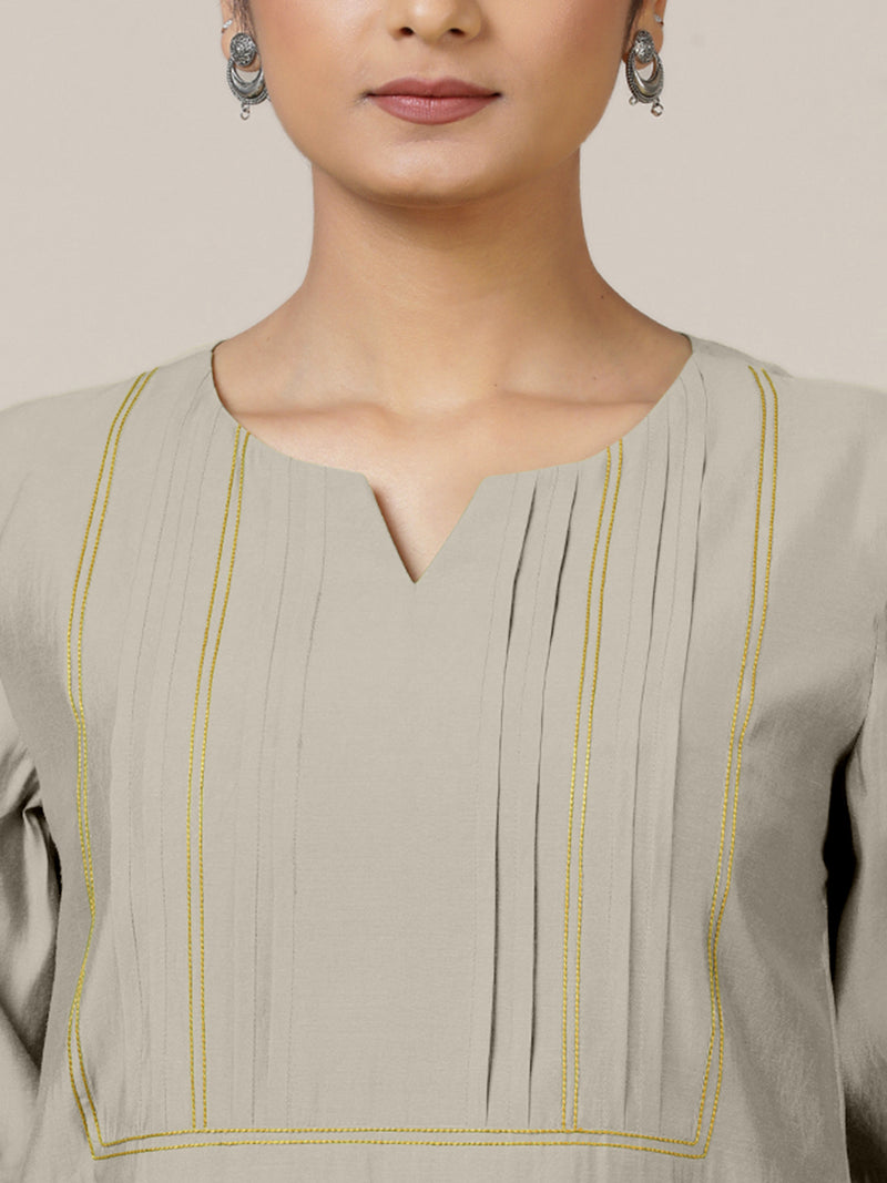 Esha x Rozaana Kurta, in Grey Viscose, featuring elbow sleeves and round neck with splitline, made for daily & work (view 4).