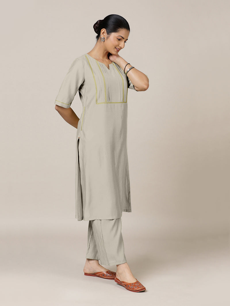 Esha x Rozaana Kurta, in Grey Viscose, featuring elbow sleeves and round neck with splitline, made for daily & work (view 9).