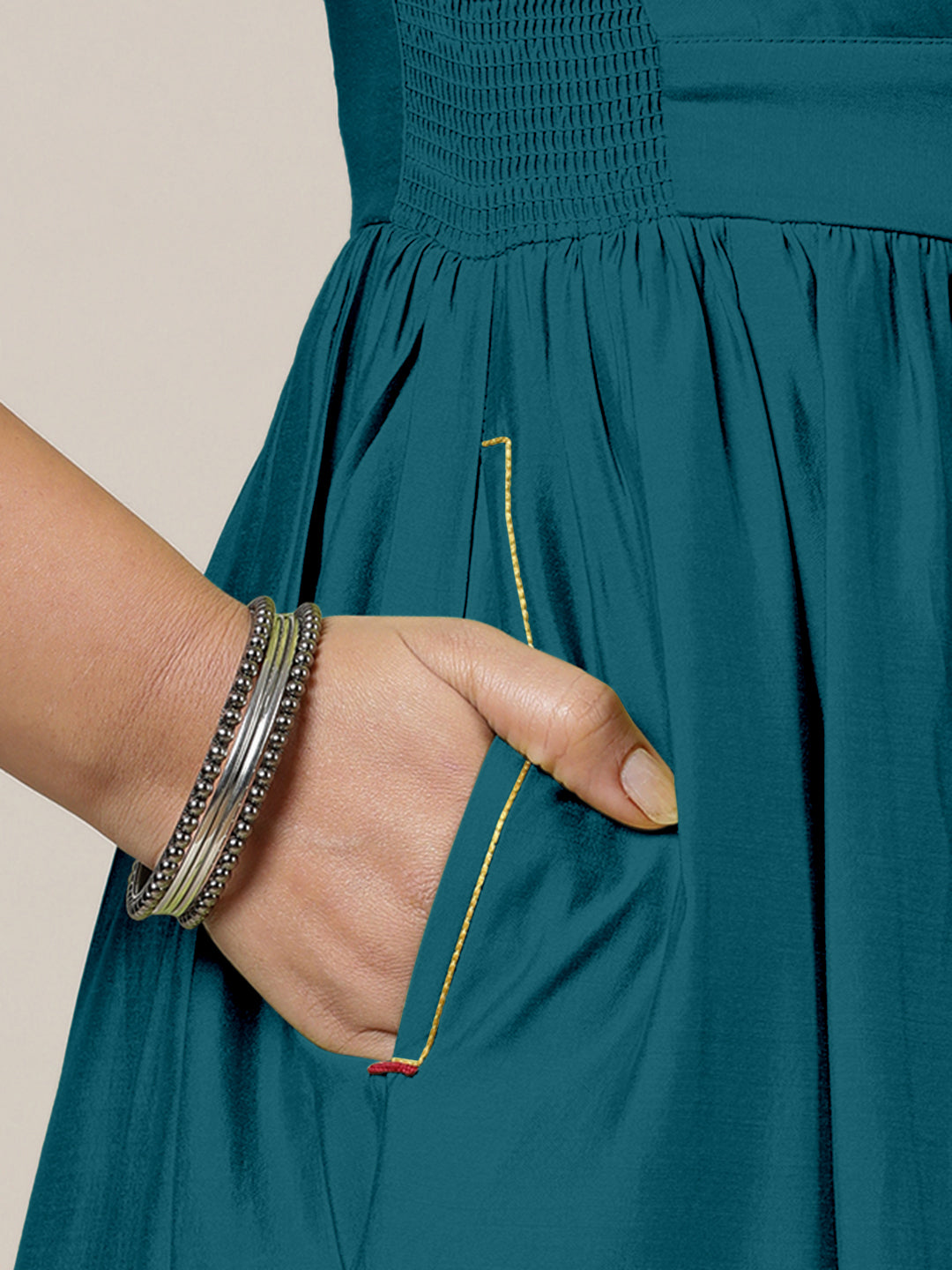 Faiza x Rozaana Kurta, in Green Viscose, featuring elbow sleeves and v-neckline, made for daily & work (view 4).