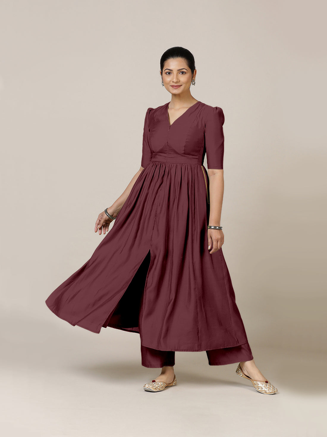 Faiza x Rozaana Kurta, in Maroon Viscose, featuring elbow sleeves and v-neckline, made for daily & work (view 7).
