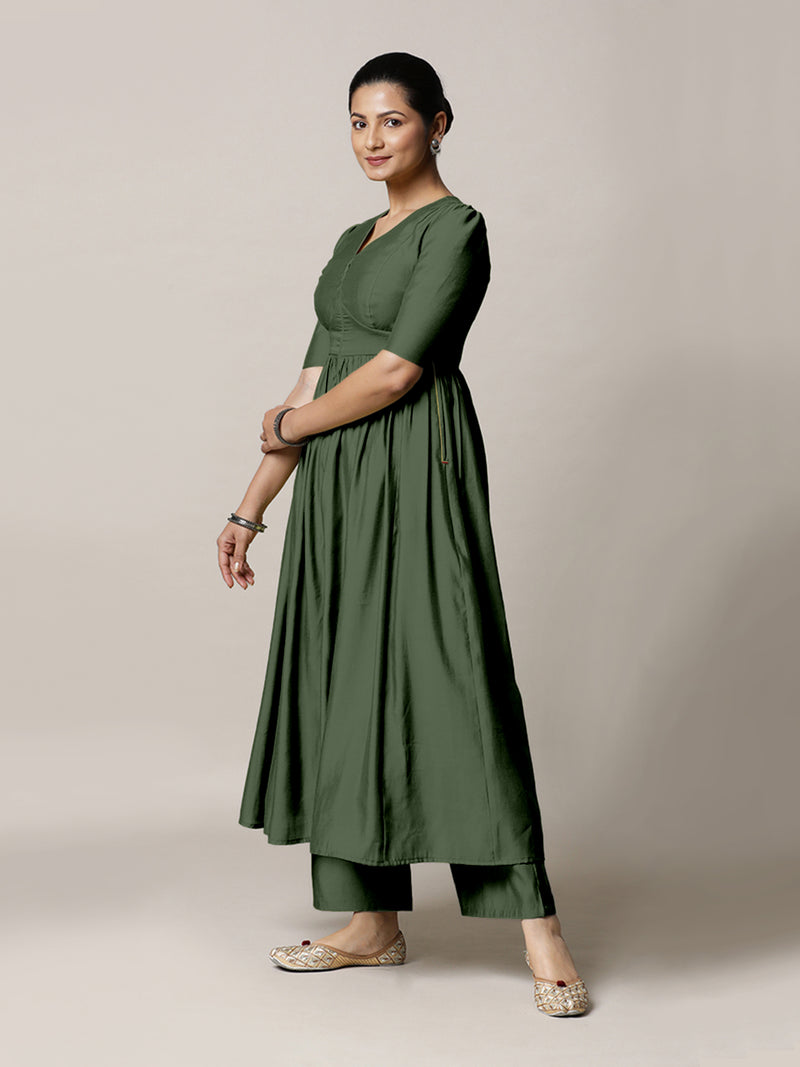 Faiza x Rozaana | A Line Kurta in Hunter Green with Thread Work | Coords or Only Kurta-Binks