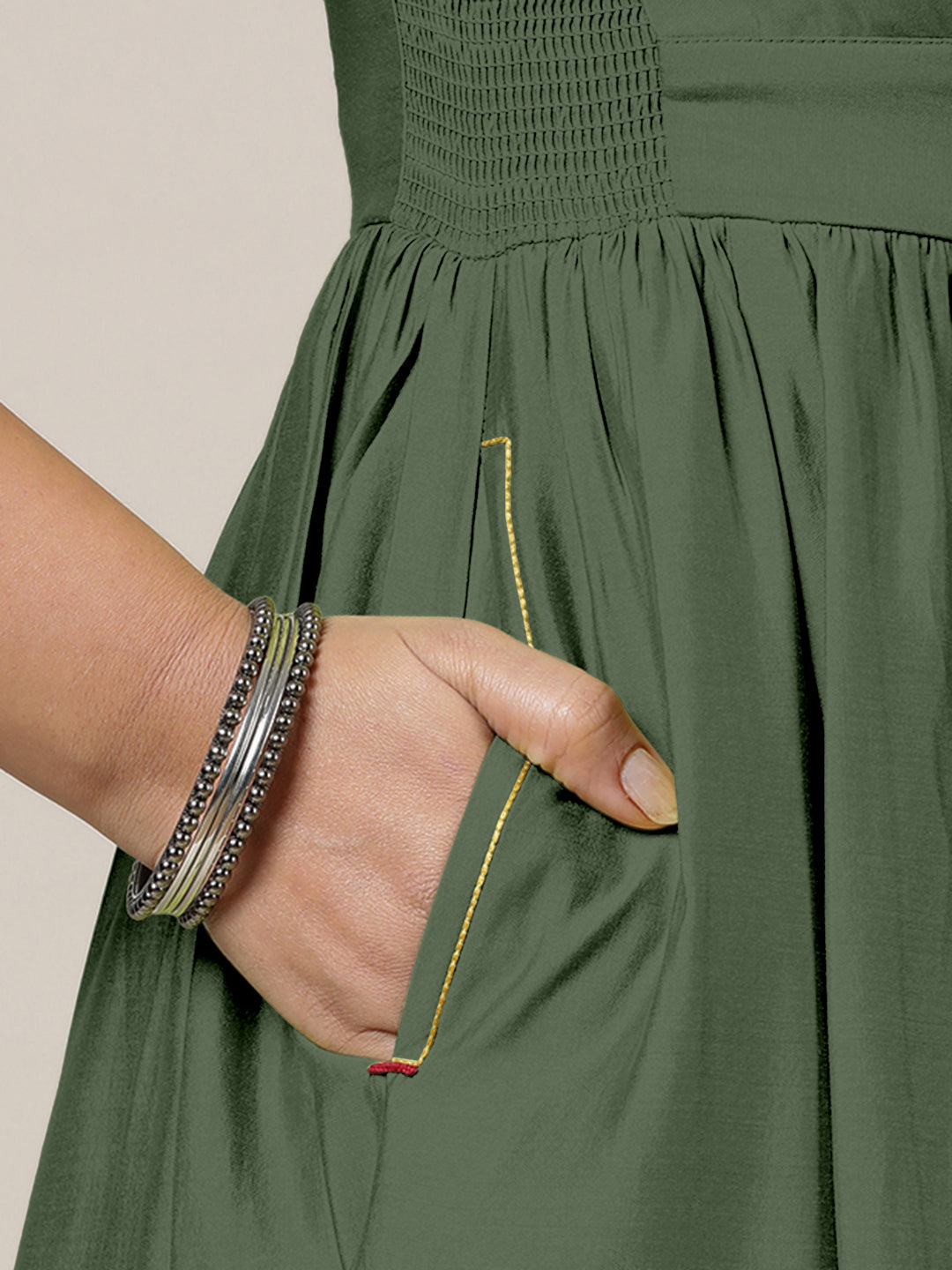Faiza x Rozaana Kurta, in Green Viscose, featuring elbow sleeves and v-neckline, made for daily & work (view 4).