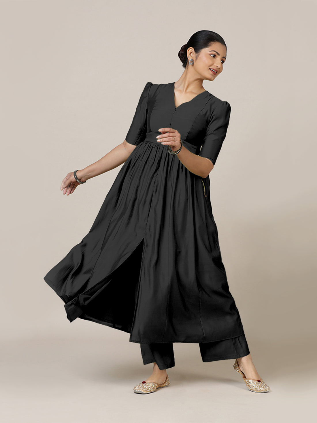 Faiza x Rozaana Kurta, in Black Viscose, featuring elbow sleeves and v-neckline, made for daily & work (view 8).
