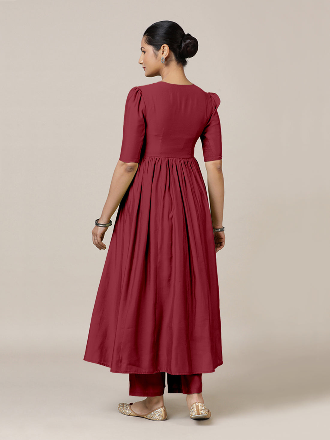 Faiza x Rozaana Kurta, in Red Viscose, featuring elbow sleeves and v-neckline, made for daily & work (view 2).