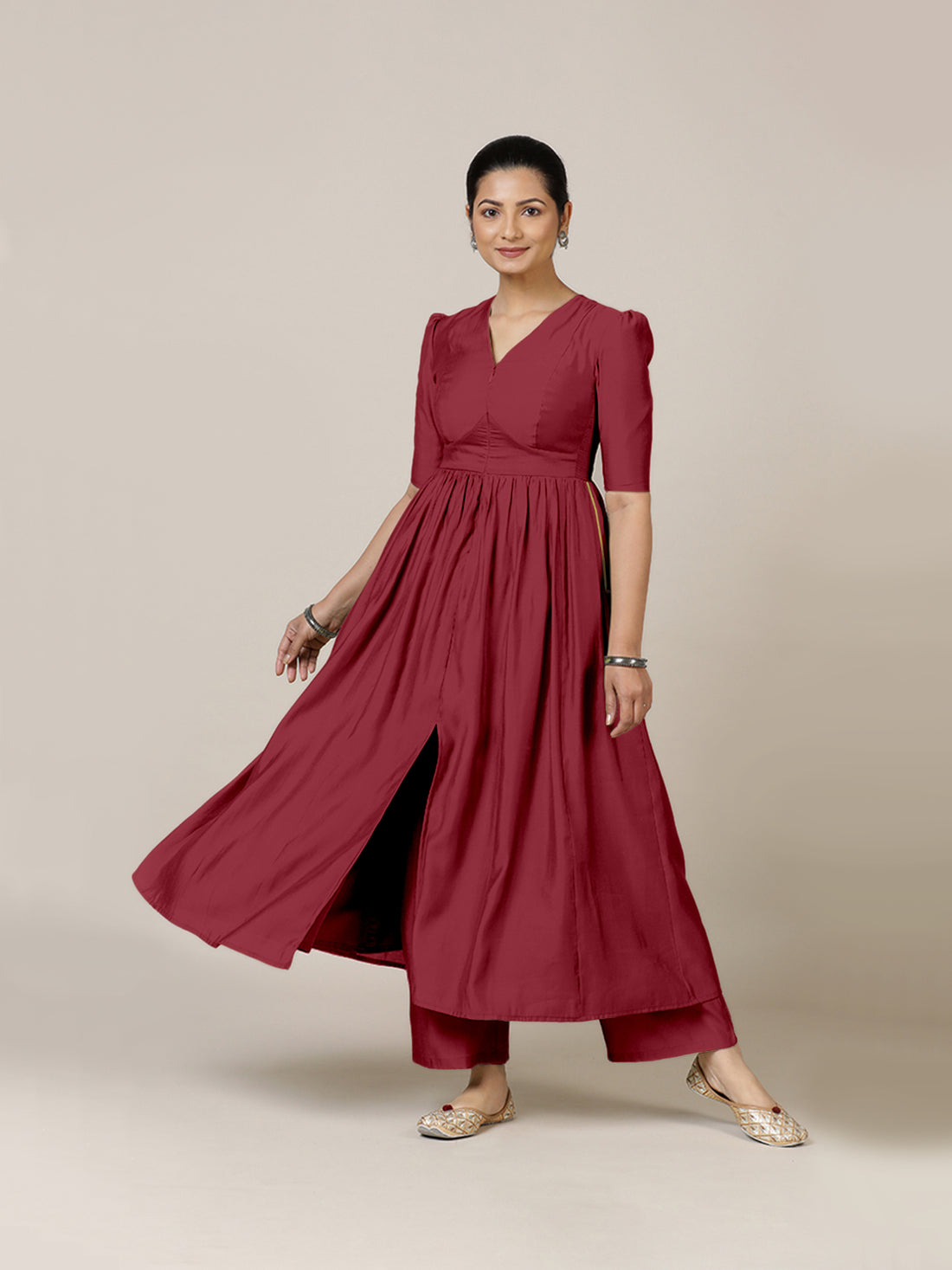 Faiza x Rozaana Kurta, in Red Viscose, featuring elbow sleeves and v-neckline, made for daily & work (view 7).