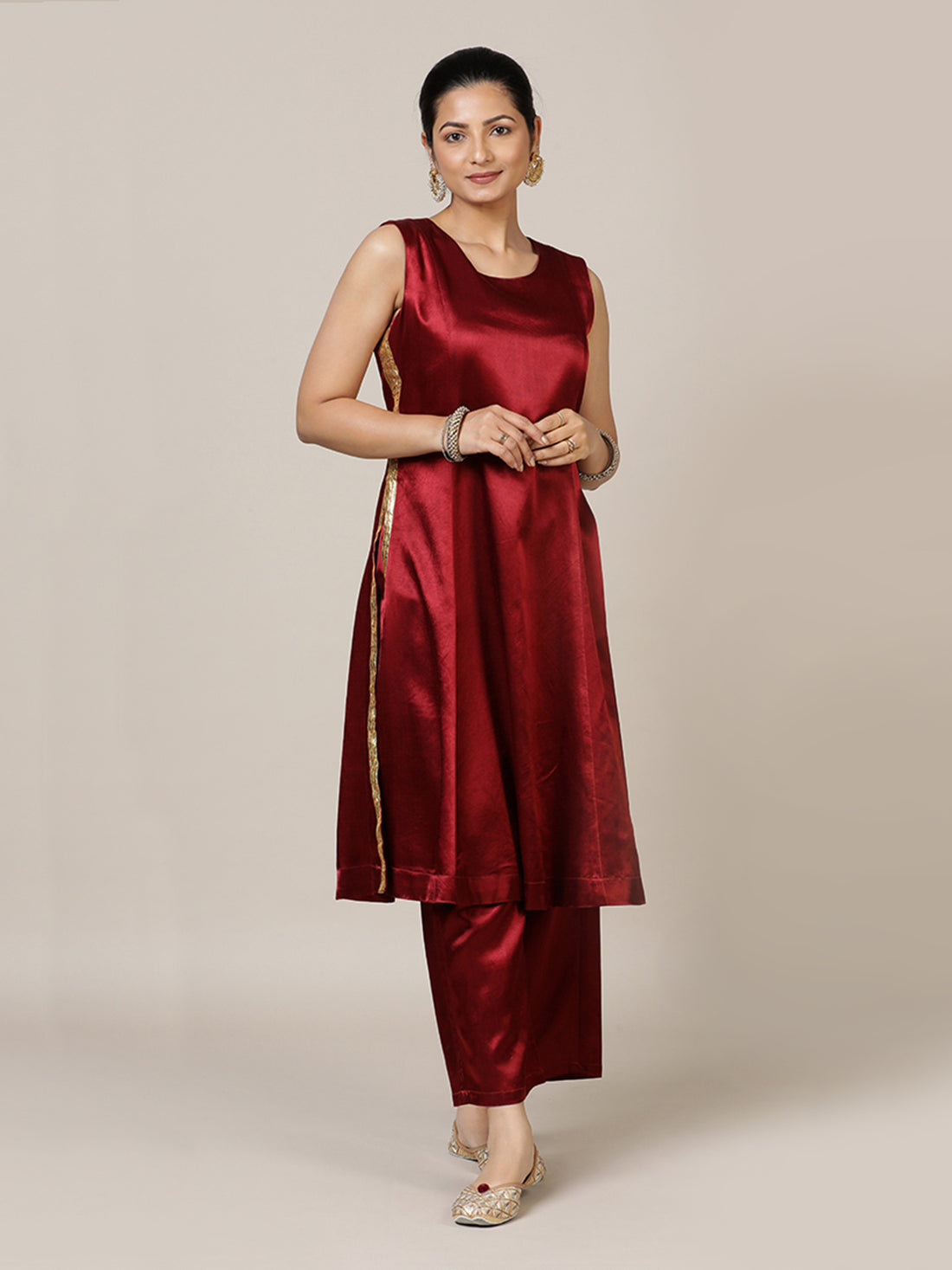 Gulnaaz x Tyohaar Kurta, in Red Vegan Silk, featuring sleeveless and round neckline, made for party & festive (view 6).