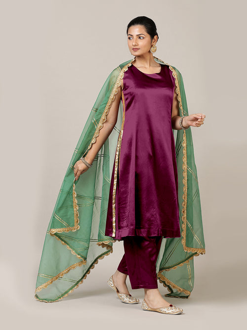 Gulnaaz x Tyohaar Kurta, in Red Vegan Silk, featuring sleeveless and round neckline, made for party & festive.