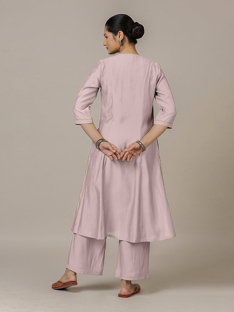 Mahek x Rozaana Kurta, in Purple Viscose, featuring three quarter sleeves and v-neckline, made for daily & work (view 2).