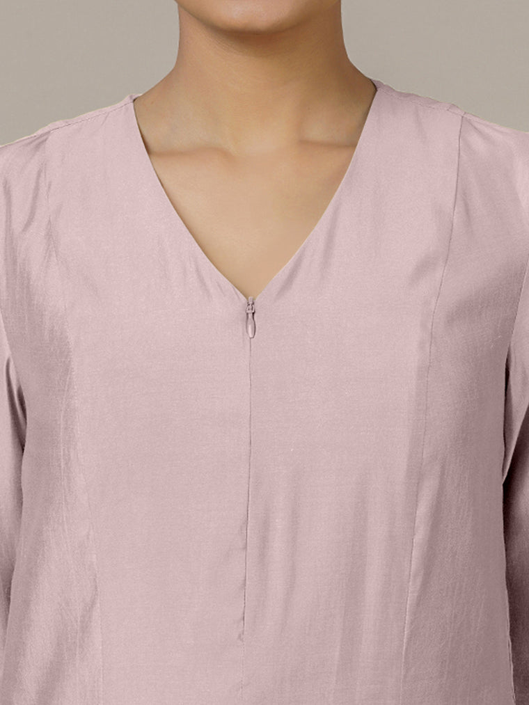 Mahek x Rozaana Kurta, in Purple Viscose, featuring three quarter sleeves and v-neckline, made for daily & work (view 3).