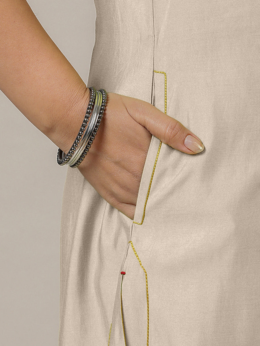 Mahek x Rozaana Kurta, in Grey Viscose, featuring three quarter sleeves and v-neckline, made for daily & work (view 4).