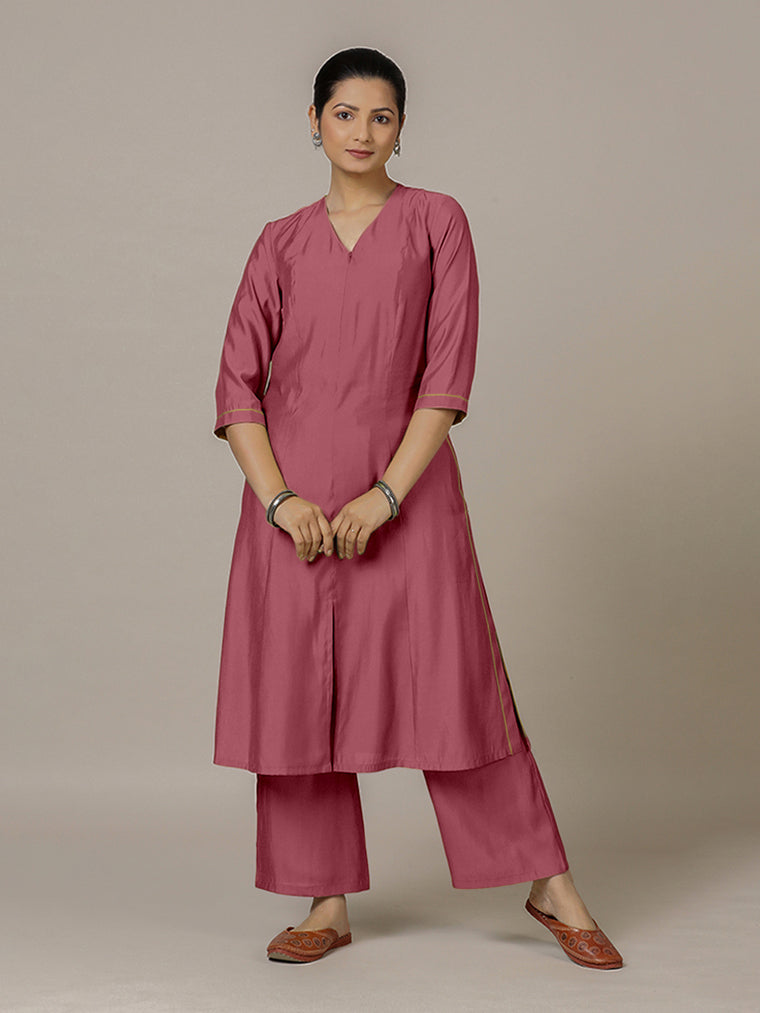 Mahek x Rozaana Kurta, in Pink Viscose, featuring three quarter sleeves and v-neckline, made for daily & work.