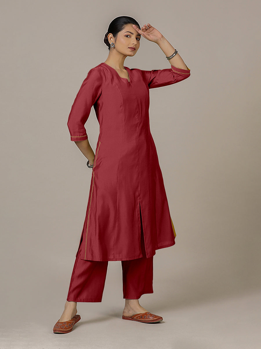 Mahek x Rozaana Kurta, in Red Viscose, featuring three quarter sleeves and v-neckline, made for daily & work (view 5).