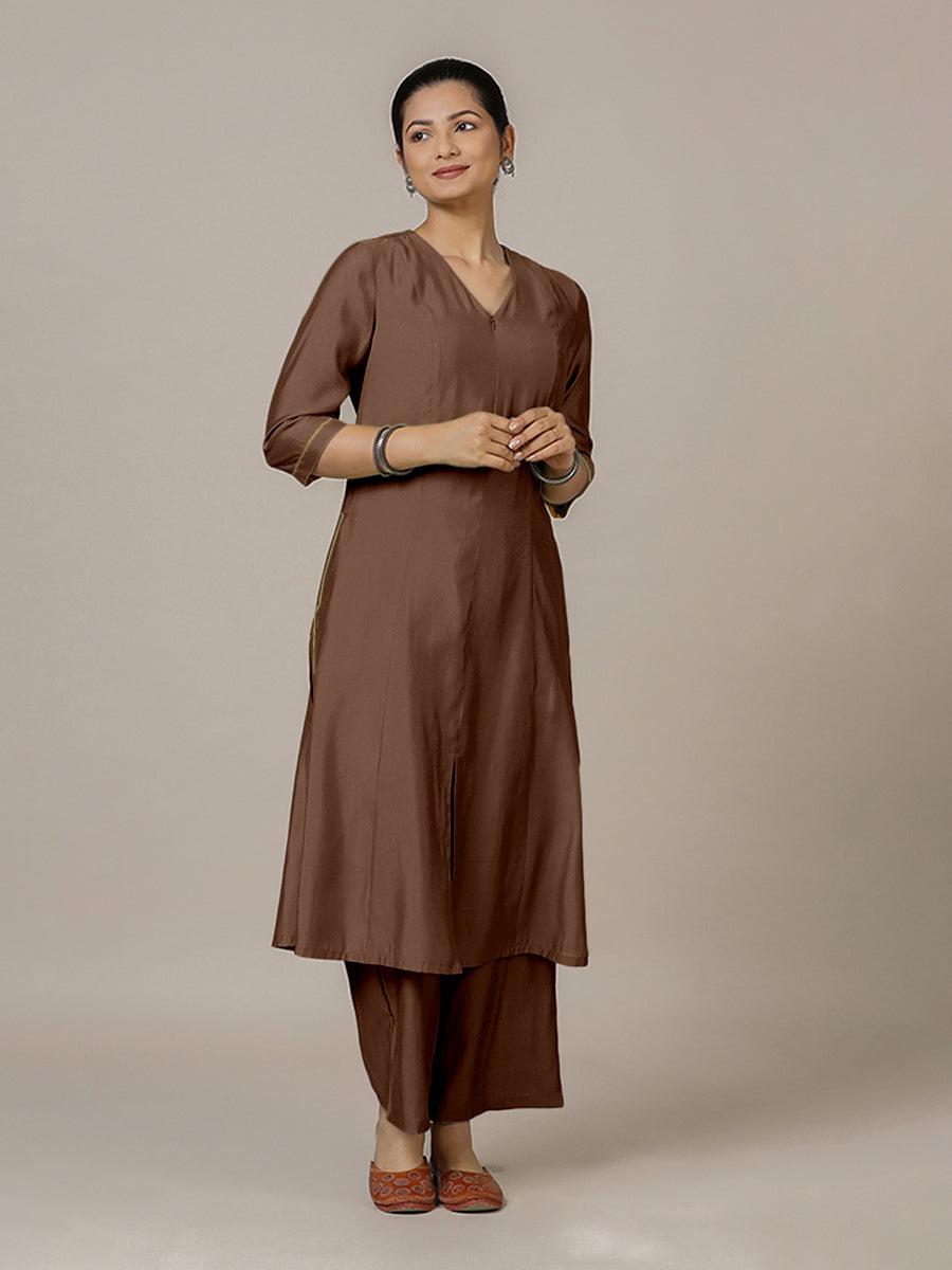 Mahek x Rozaana Kurta, in Brown Viscose, featuring three quarter sleeves and v-neckline, made for daily & work.
