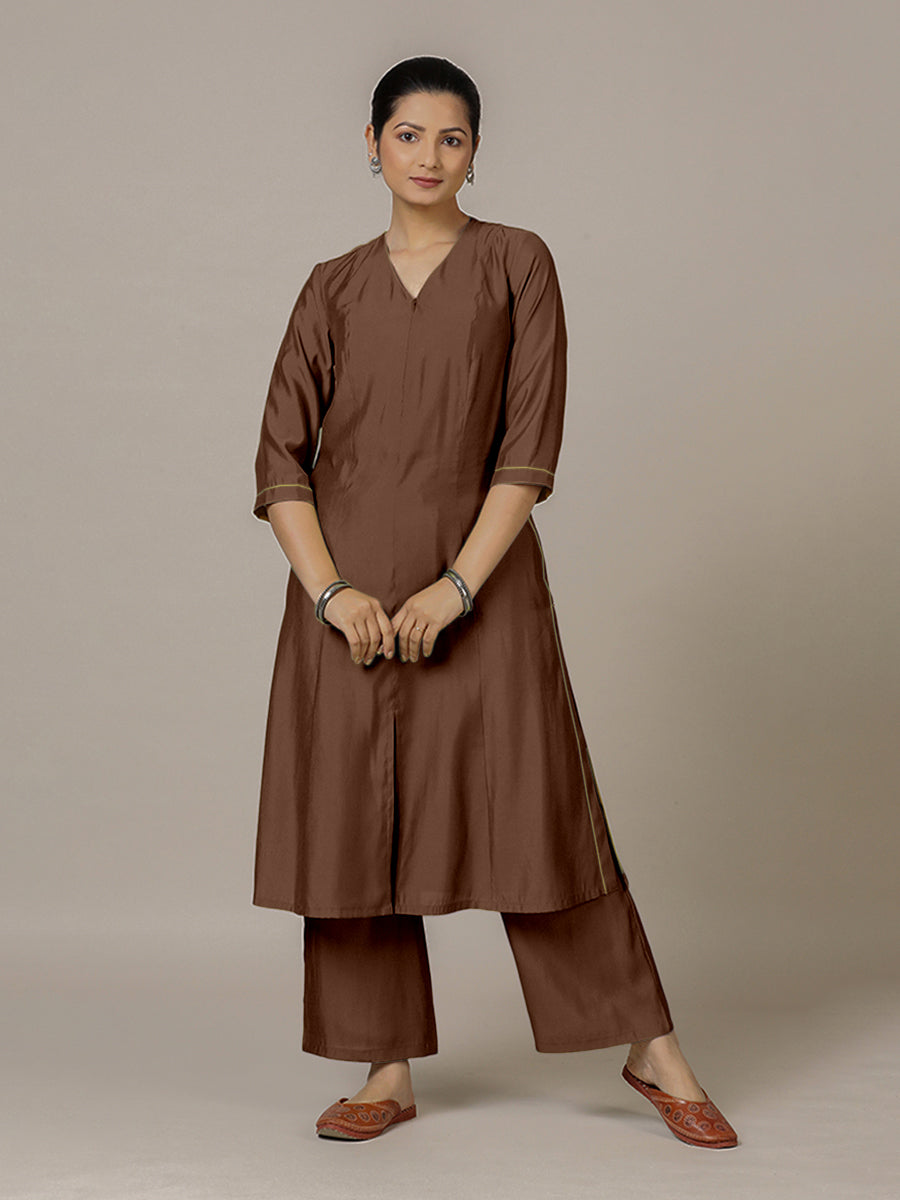 Mahek x Rozaana Kurta, in Brown Viscose, featuring three quarter sleeves and v-neckline, made for daily & work (view 7).
