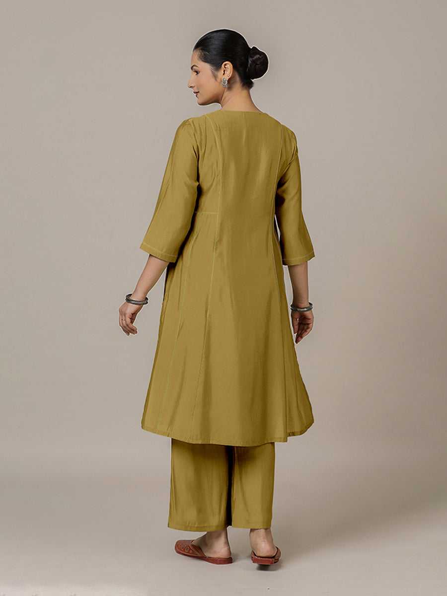 Mahi x Rozaana Kurta, in Yellow Viscose, featuring three quarter sleeves and round neck with splitline (view 2).