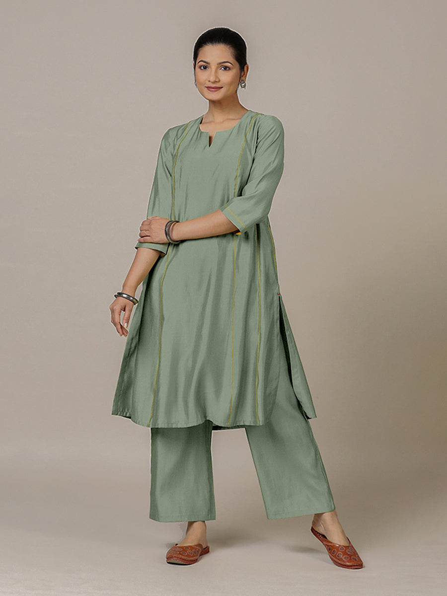 Mahi x Rozaana Kurta, in Green Viscose, featuring three quarter sleeves and round neck with splitline, made for daily & work.