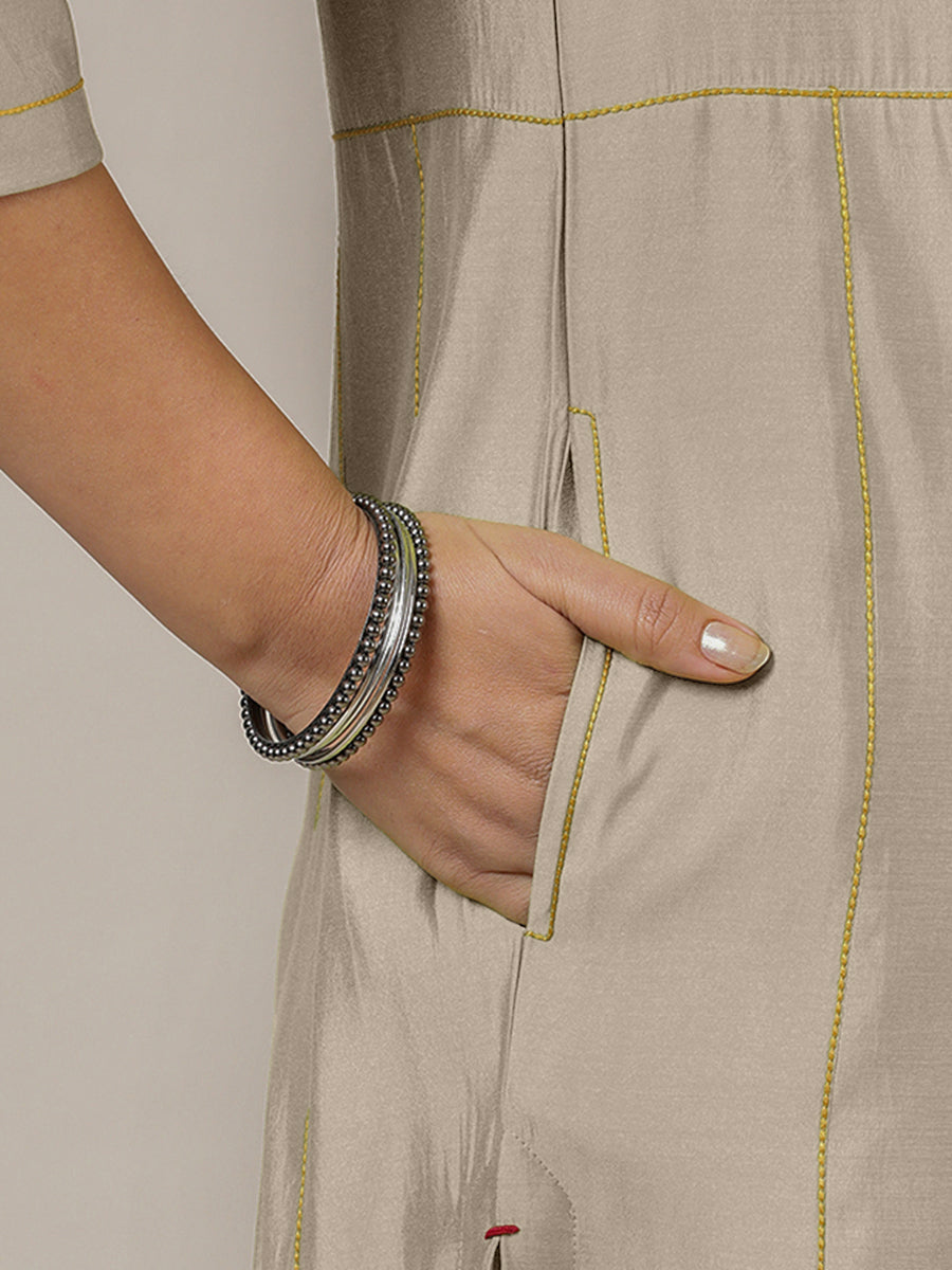 Mahi x Rozaana Kurta, in Grey Viscose, featuring three quarter sleeves and round neck with splitline, made for daily & work.