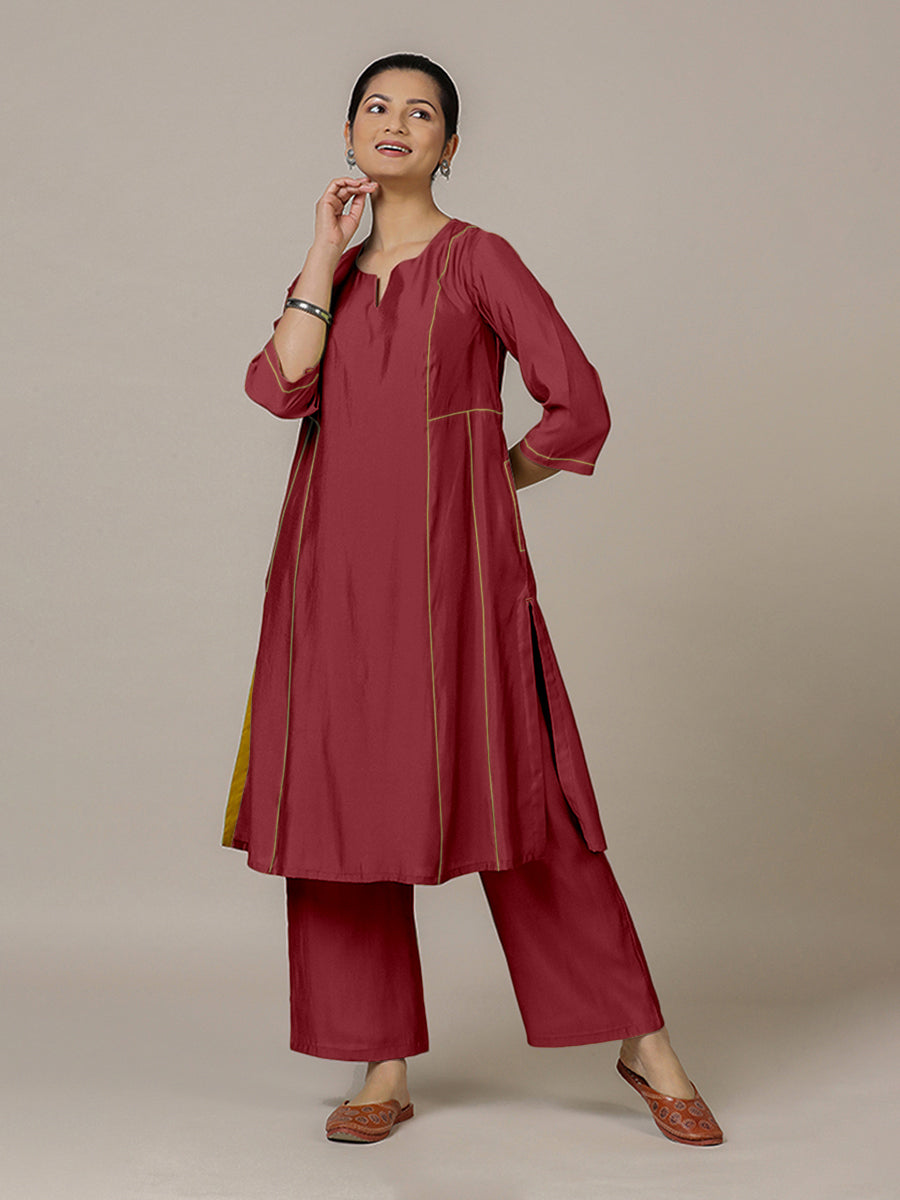 Mahi x Rozaana Kurta, in Red Viscose, featuring three quarter sleeves and round neck with splitline, made for daily & work.