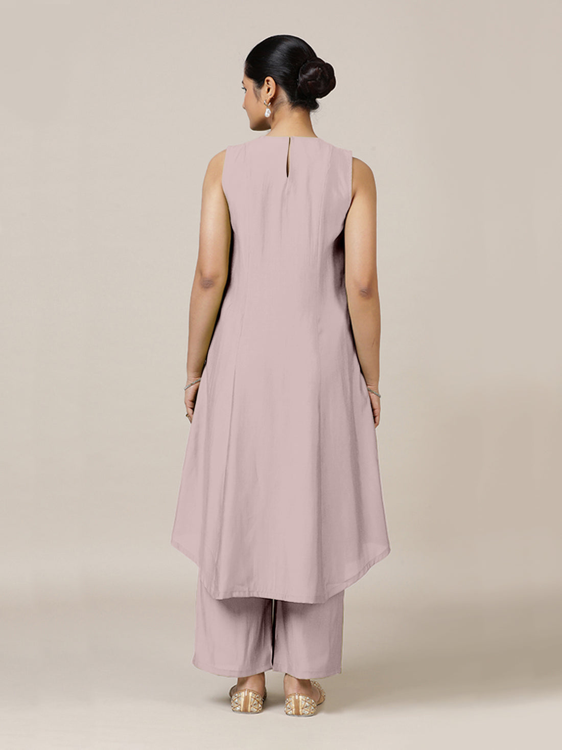 Mirha x Rozaana Kurta, in Purple Viscose, featuring sleeveless and v-neckline, made for daily & work (view 2).