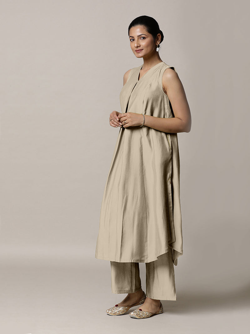 Mirha x Rozaana | A Line Kurta in Oyster Grey with Thread Work | Coords or Only Kurta-Binks