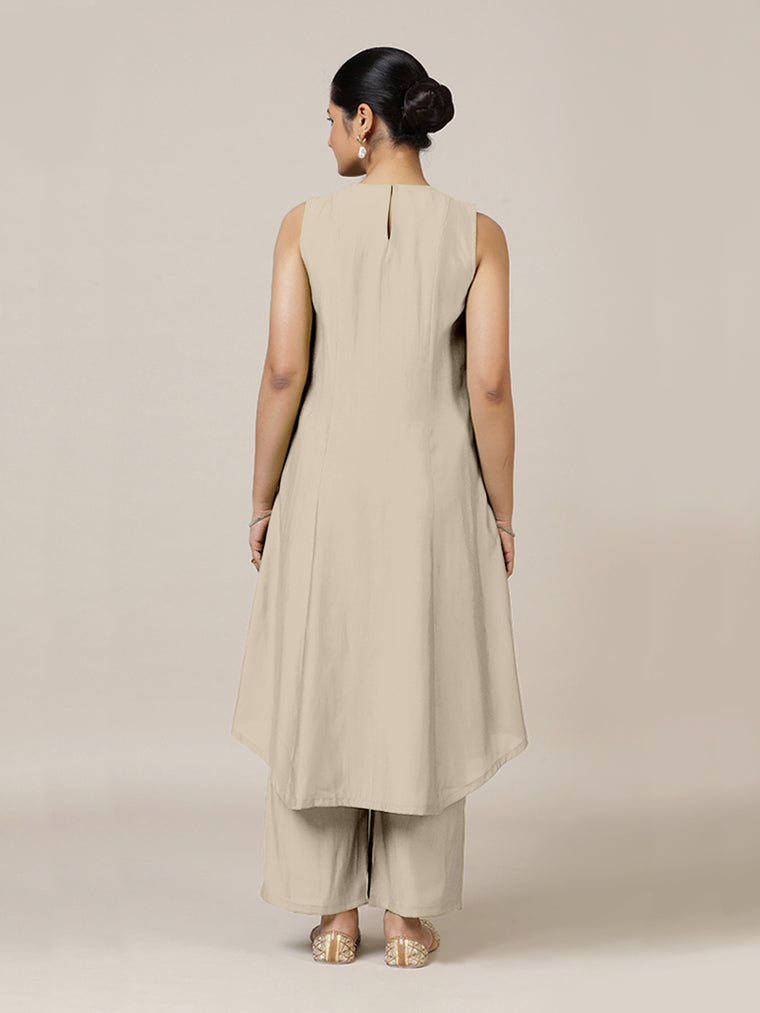 Mirha x Rozaana Kurta, in Grey Viscose, featuring sleeveless and v-neckline, made for daily & work (view 2).