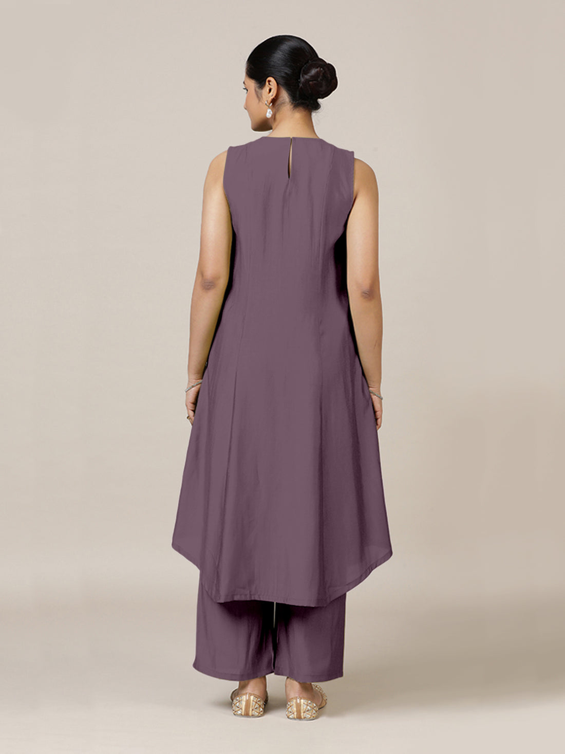 Mirha x Rozaana Kurta, in Purple Viscose, featuring sleeveless and v-neckline, made for daily & work (view 2).