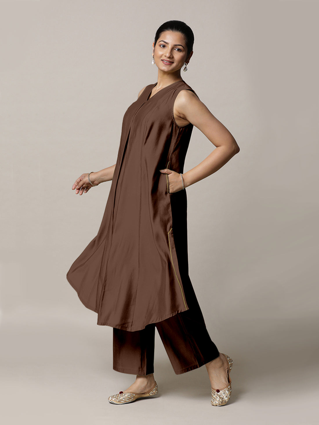 Mirha x Rozaana Kurta, in Brown Viscose, featuring sleeveless and v-neckline, made for daily & work.