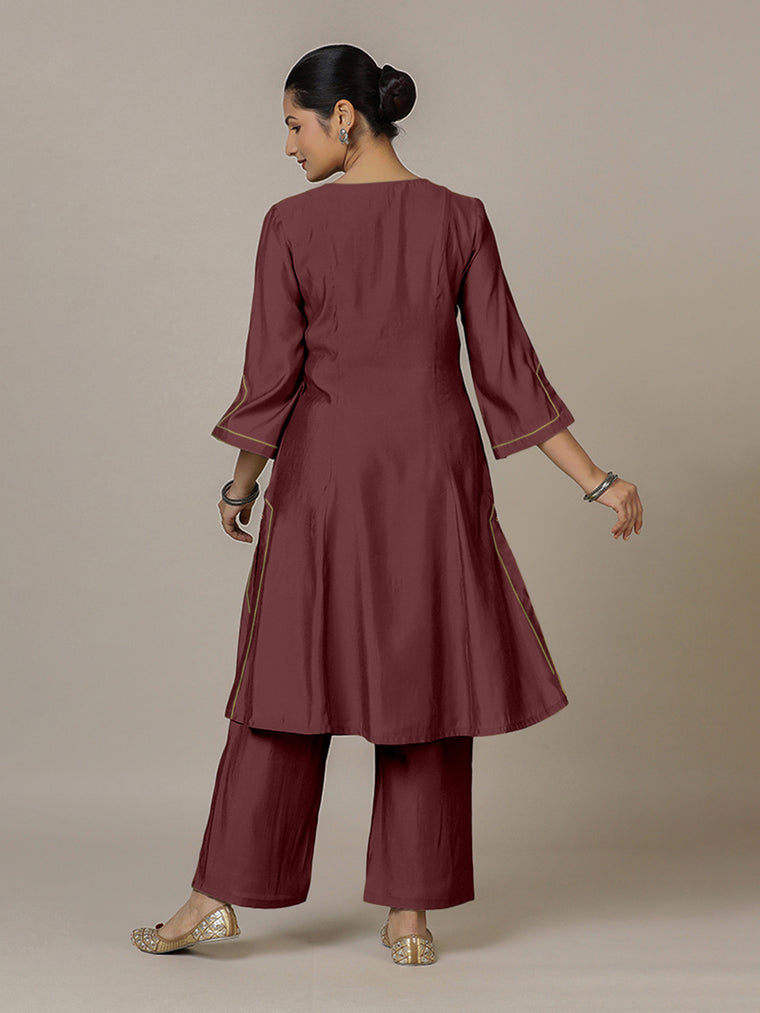 Nimrat x Rozaana Kurta, in Maroon Viscose, featuring three quarter sleeves and round neck with splitline (view 2).