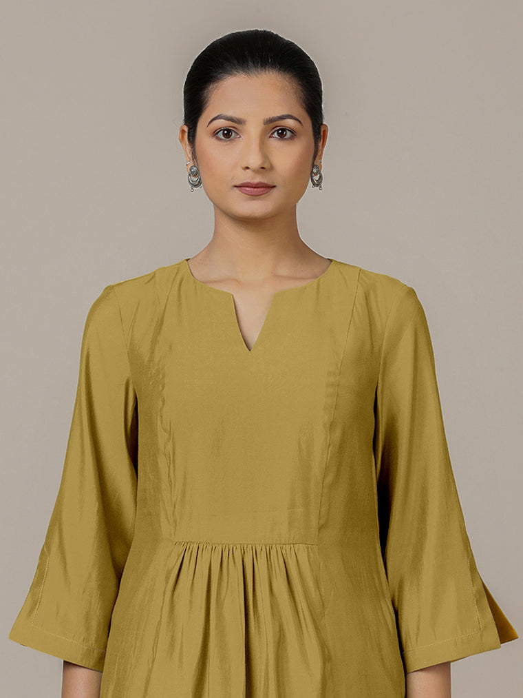 Nimrat x Rozaana Kurta, in Yellow Viscose, featuring three quarter sleeves and round neck with splitline (view 3).