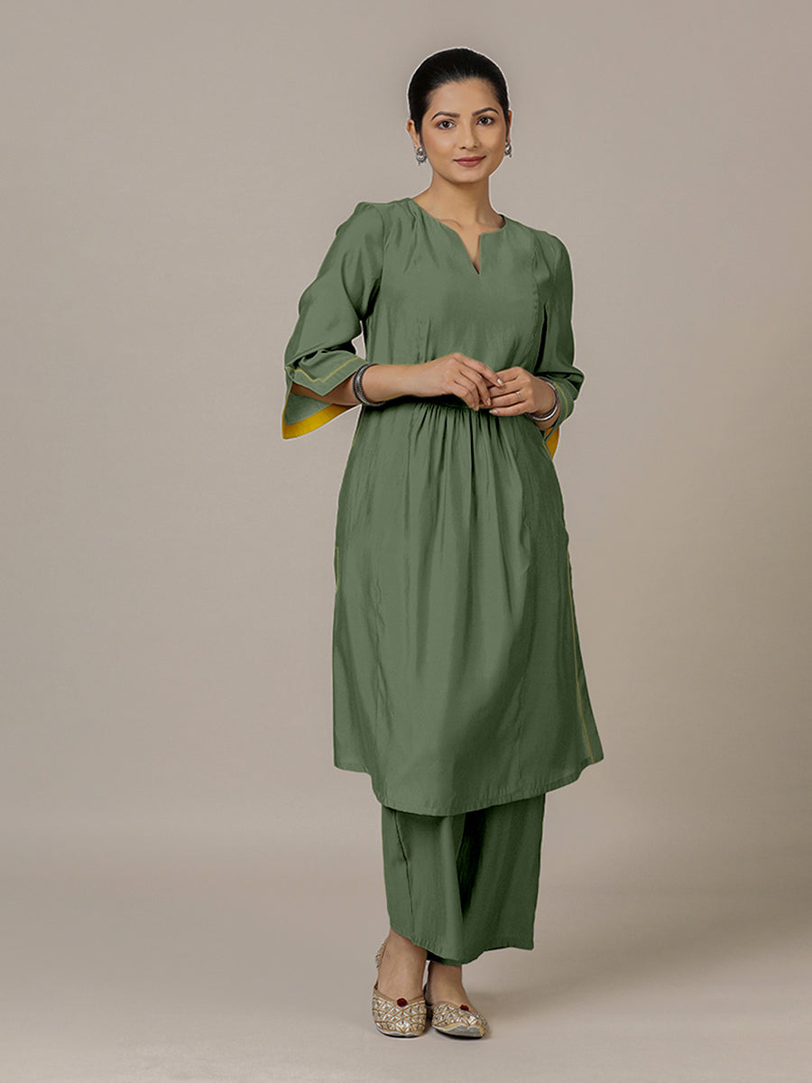 Nimrat x Rozaana Kurta, in Green Viscose, featuring three quarter sleeves and round neck with splitline (view 7).