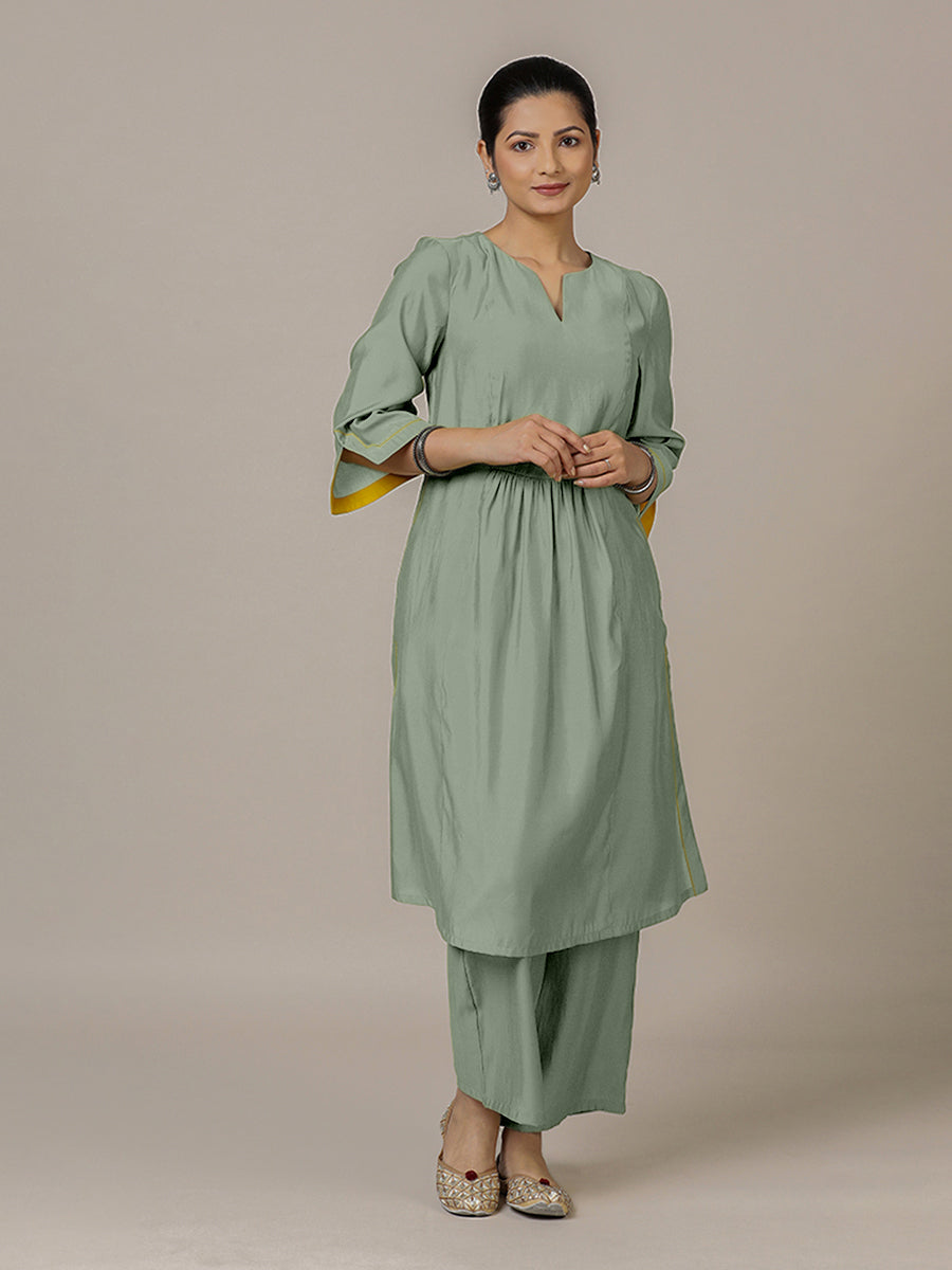 Nimrat x Rozaana Kurta, in Green Viscose, featuring three quarter sleeves and round neck with splitline (view 6).