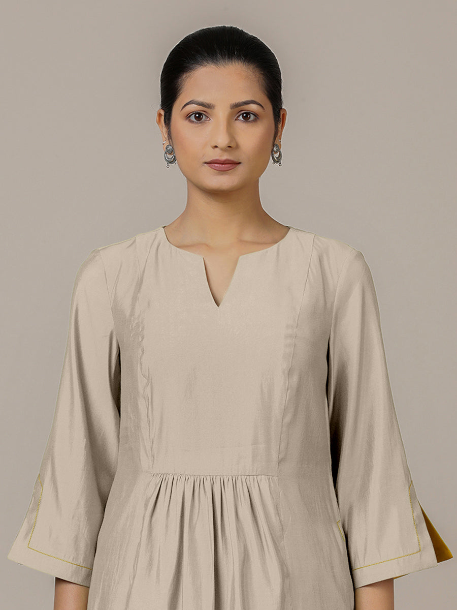 Nimrat x Rozaana Kurta, in Grey Viscose, featuring three quarter sleeves and round neck with splitline (view 3).