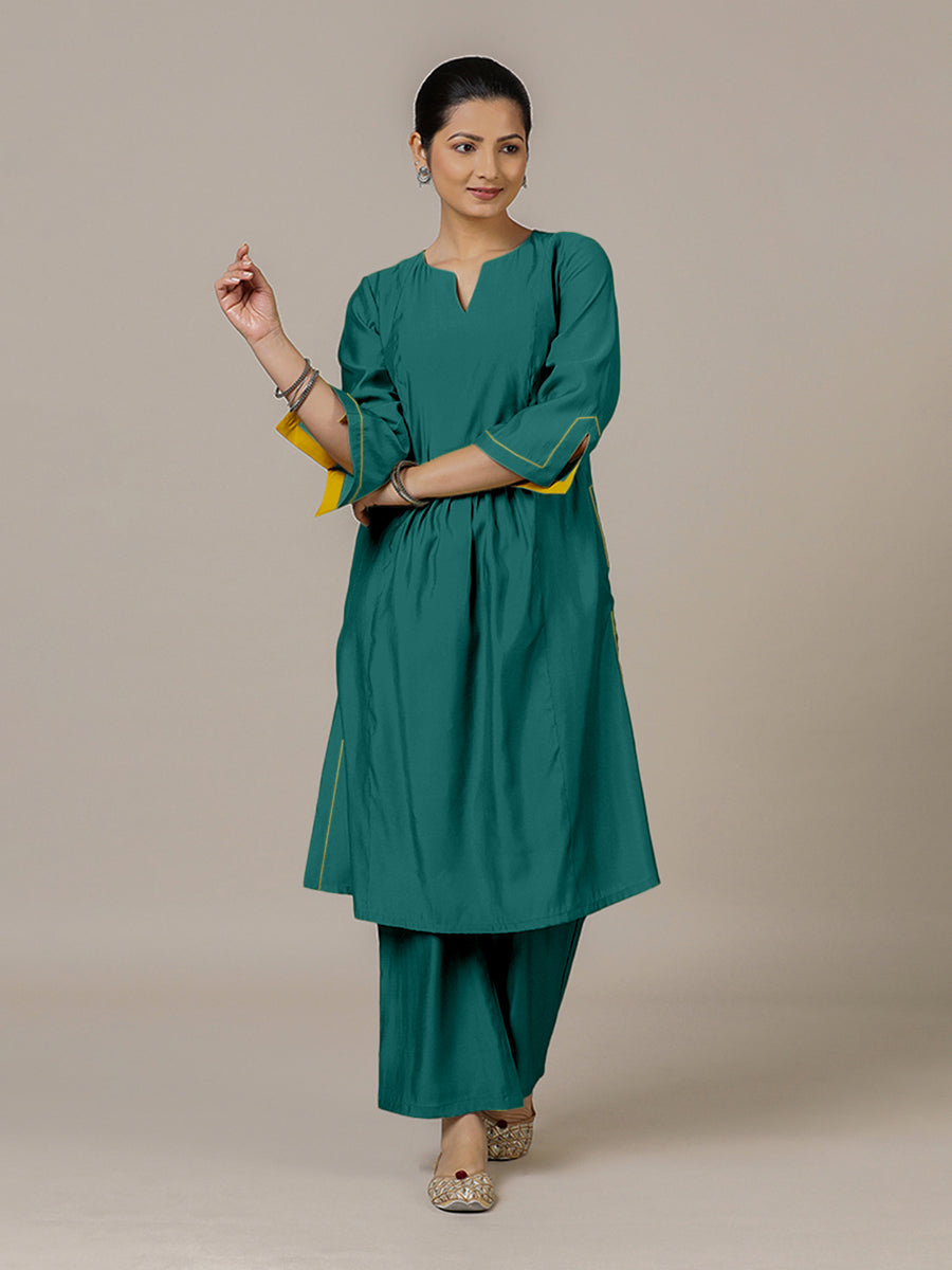 Nimrat x Rozaana Kurta, in Green Viscose, featuring three quarter sleeves and round neck with splitline (view 6).