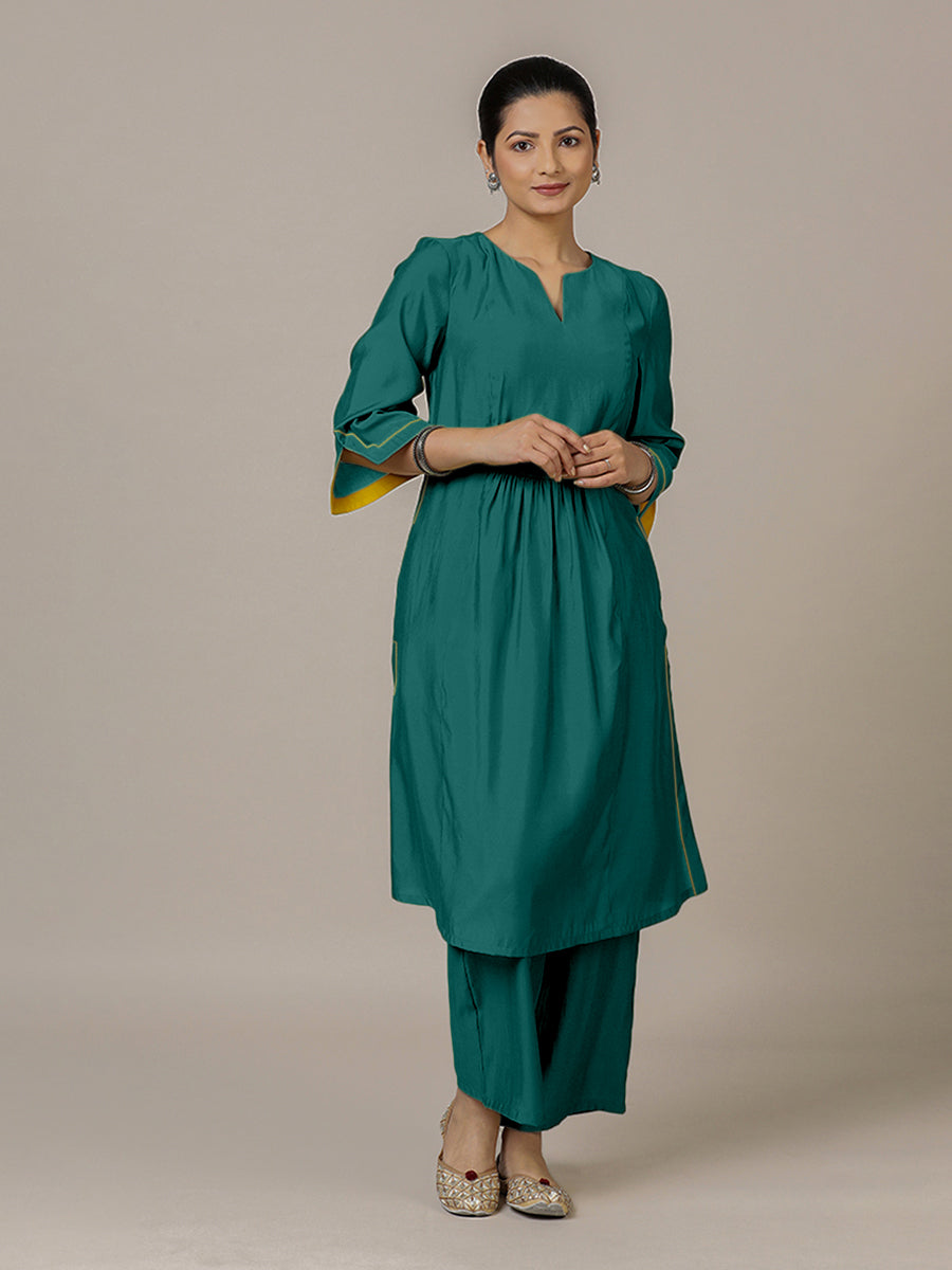Nimrat x Rozaana Kurta, in Green Viscose, featuring three quarter sleeves and round neck with splitline (view 7).