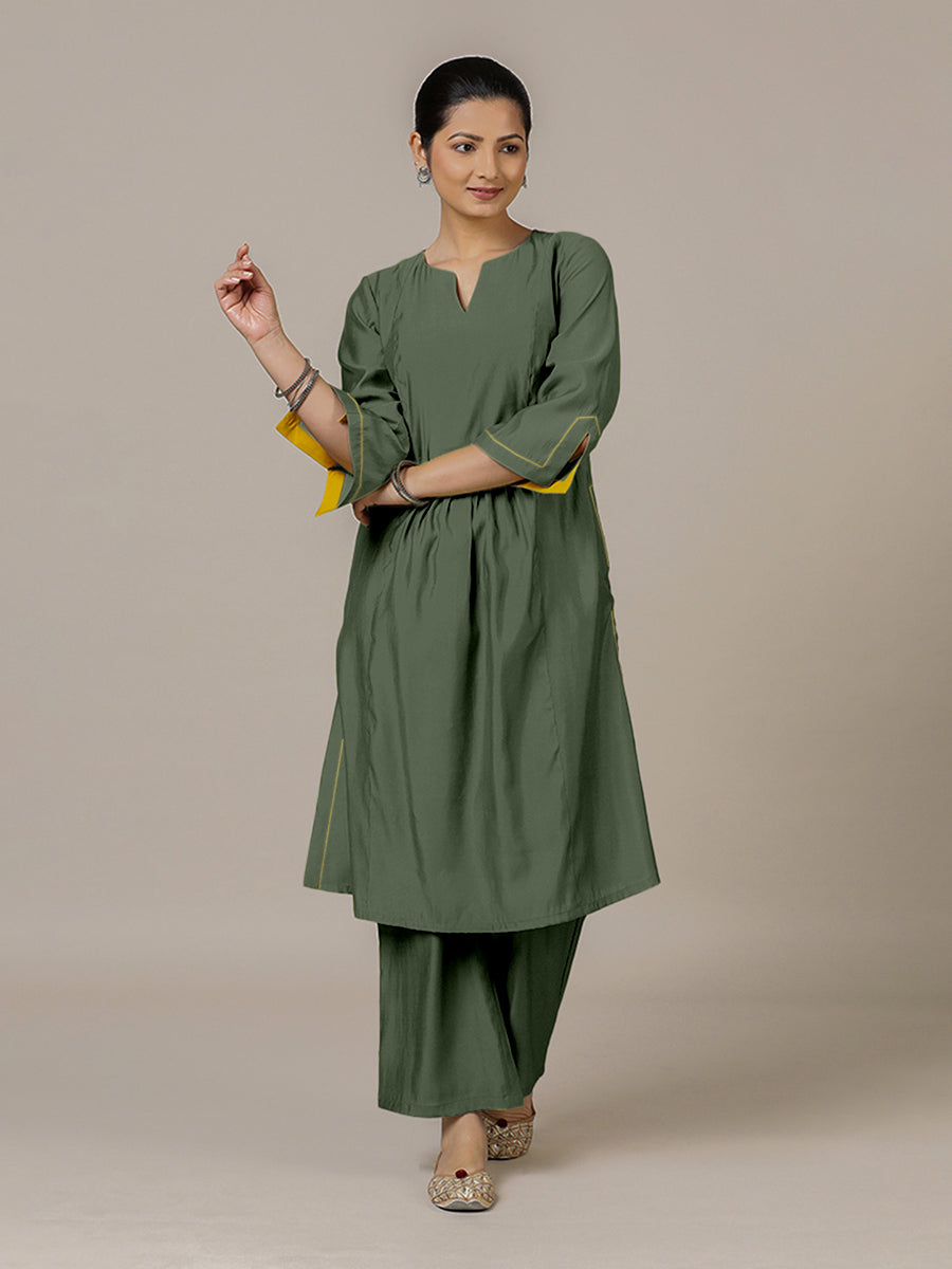 Nimrat x Rozaana Kurta, in Green Viscose, featuring three quarter sleeves and round neck with splitline (view 6).